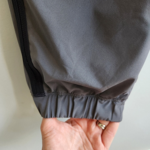 Lululemon Track To Reality Lined Pants Joggers Gym Running Track pants Size 10 - Picture 6 of 14